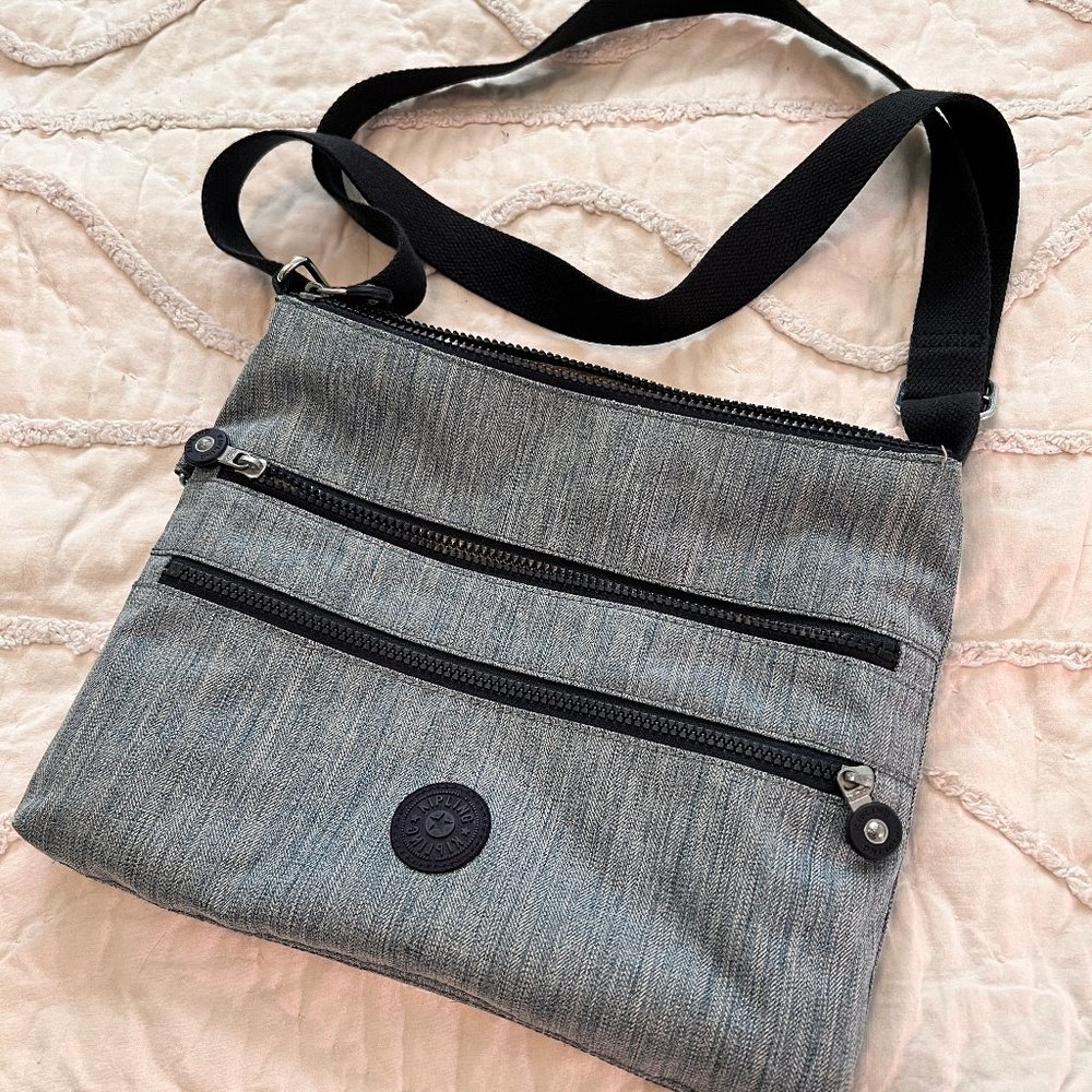 Kipling Alvar Crossbody